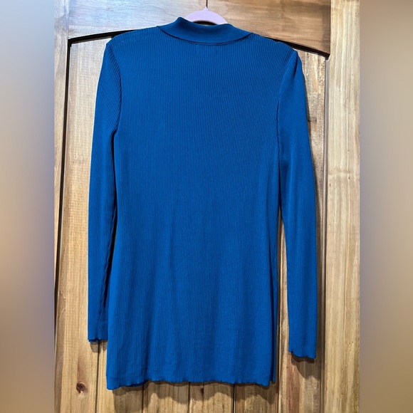 The Drop Button-Front Ribbed Collared Cardigan - Picture 2 of 5